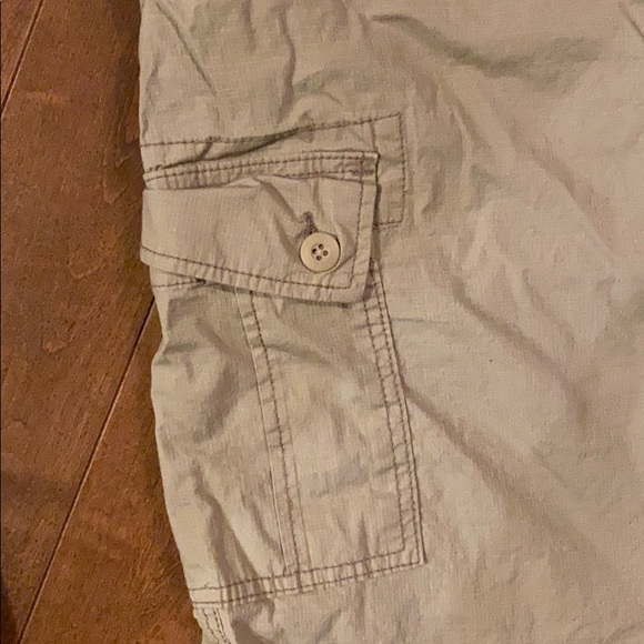 CARGO SHORTS SZ 38! - Picture 3 of 6